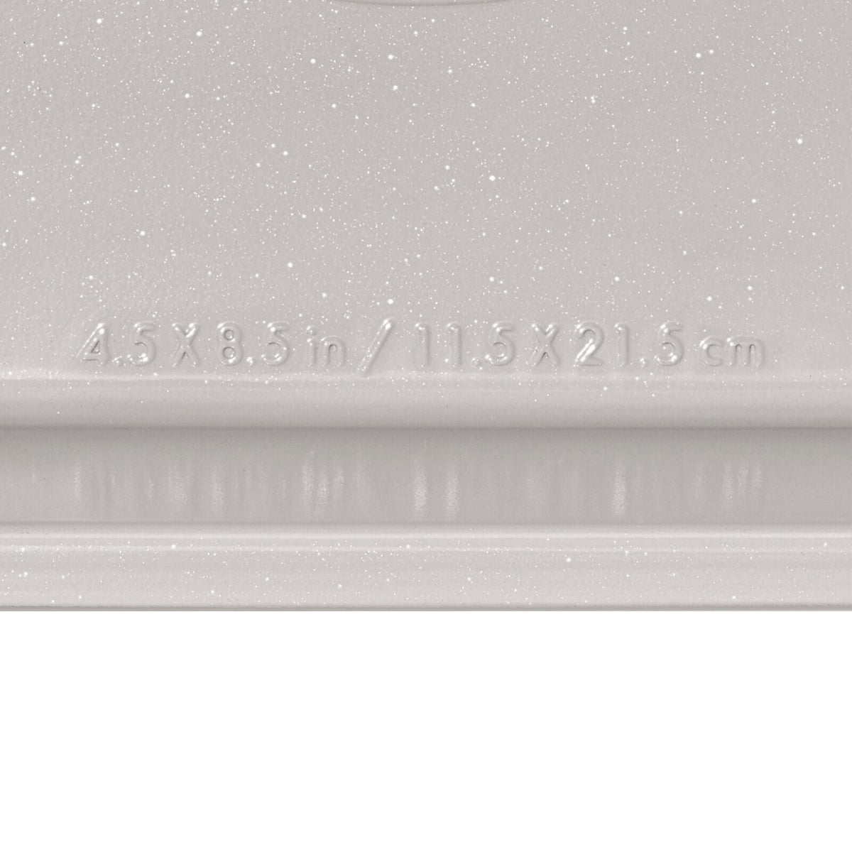 non-stick-pro-ceramic-coated-metal-bakeware-1lb-loaf-pan-storm-blue-g9 oxo_1lb-loaf-pan_pdp_05.jpg
