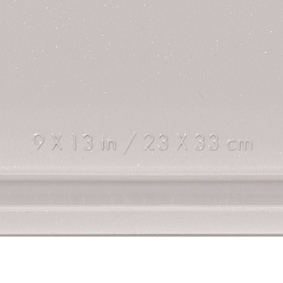 non-stick-pro-ceramic-coated-metal-bakeware-9-x-13-cake-pan-u9 oxo_9x13-cake-pan_pdp_05_1.jpg