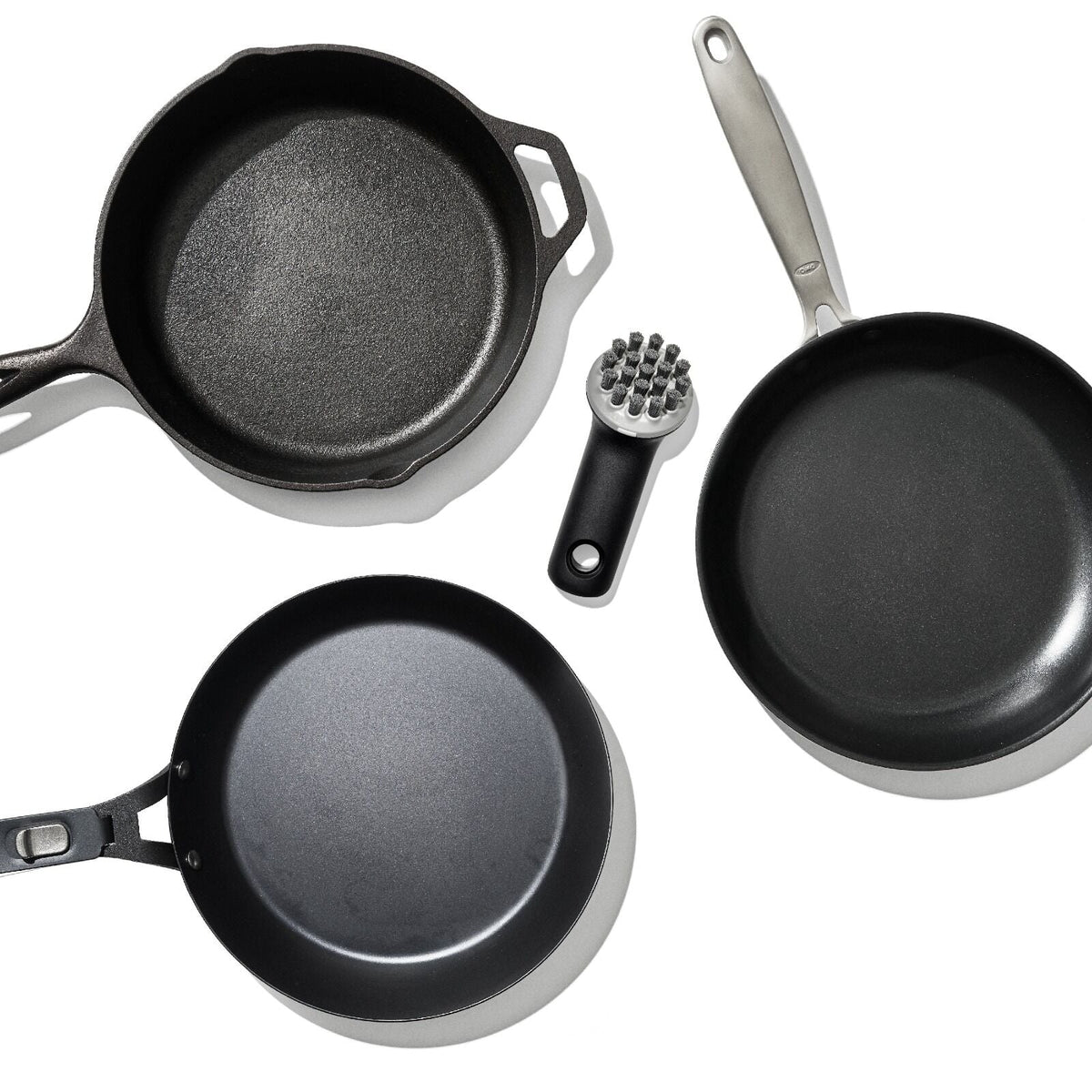 cast-iron-brush-l5 oxo_cast_iron_brush-12375200_020.jpg