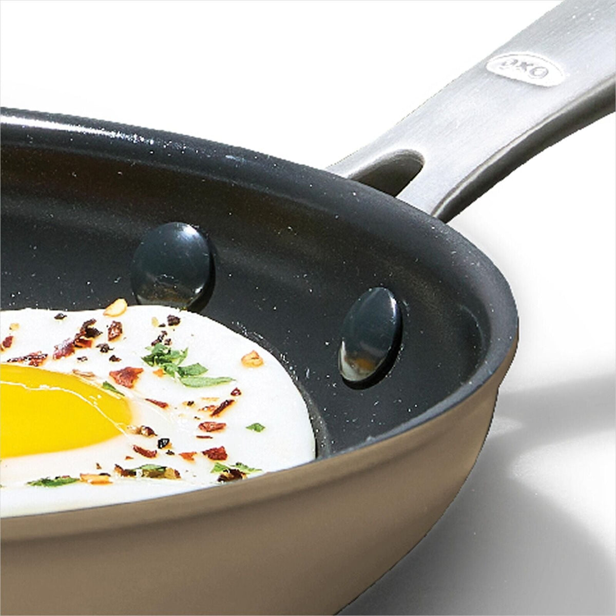 enhanced-non-stick-8-inch-frypan-z0 oxo_cc010457-001_enhanced-nonstick-8in-fry-pan-biscuit_pdp_02.jpg