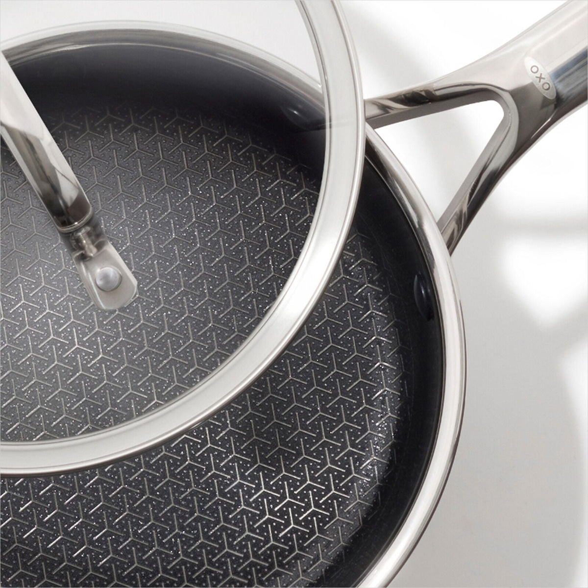 trident-hybrid-non-stick-stainless-steel-2-5-qt-saucepan-with-lid-v9 oxo_cc010465-001_trident-2p5qt-sauce_ss_pdp_03.jpeg