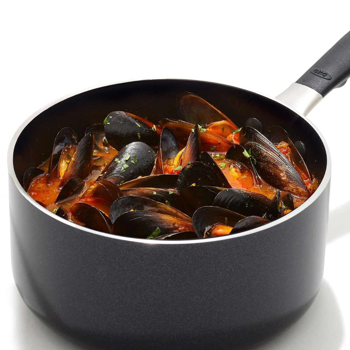 non-stick-pro-every-day-1-6-qt-saucepan-with-lid-f9 oxo_cc010467-001_nonstick-everyday-1p6qt-saucepan_pdp_02.jpg
