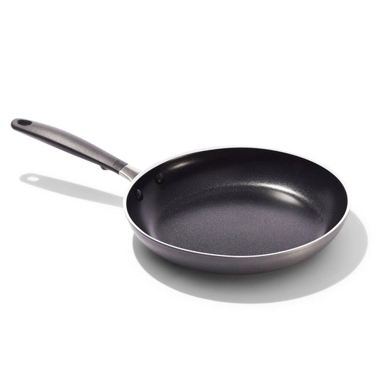 non-stick-pro-every-day-10-inch-fry-pan-x5 oxo_cc010469-001_nonstick-everyday-10in-fry-pan_pdp_01.jpg