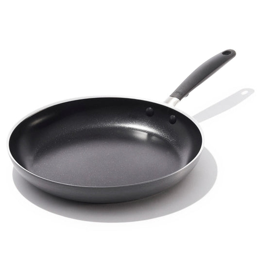 non-stick-pro-every-day-12-inch-frypan-g2 oxo_cc010470-001_nonstick-everyday-12in-fry-pan_pdp_01.jpg
