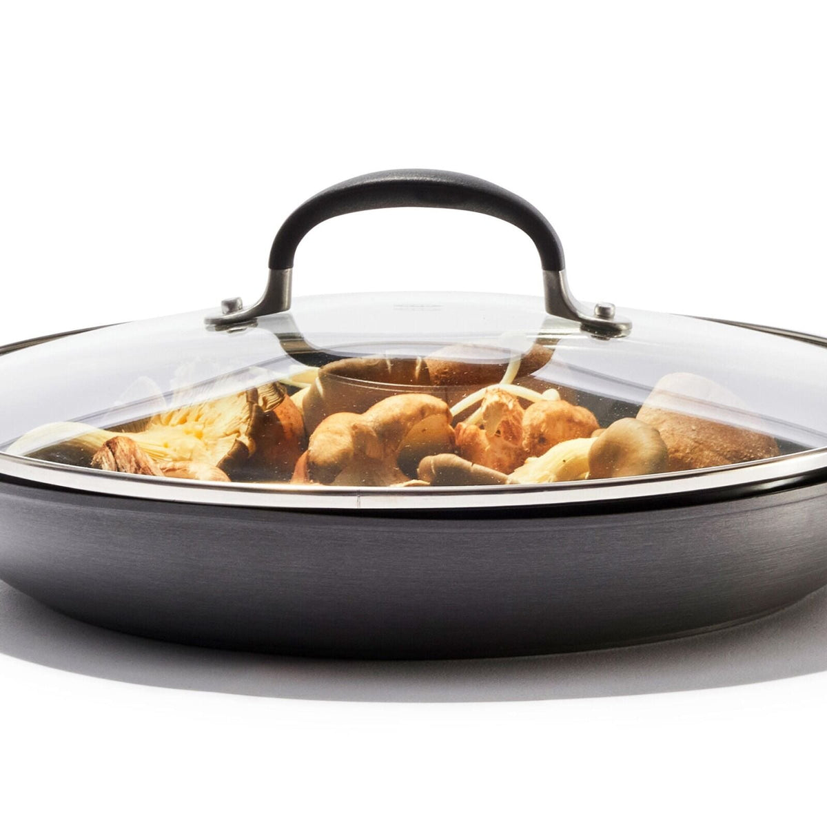 non-stick-pro-every-day-12-inch-frypan-with-lid-i0 oxo_cc010471-001_nonstick-everyday-12in-fry-pan-w-lid_pdp_05.jpg