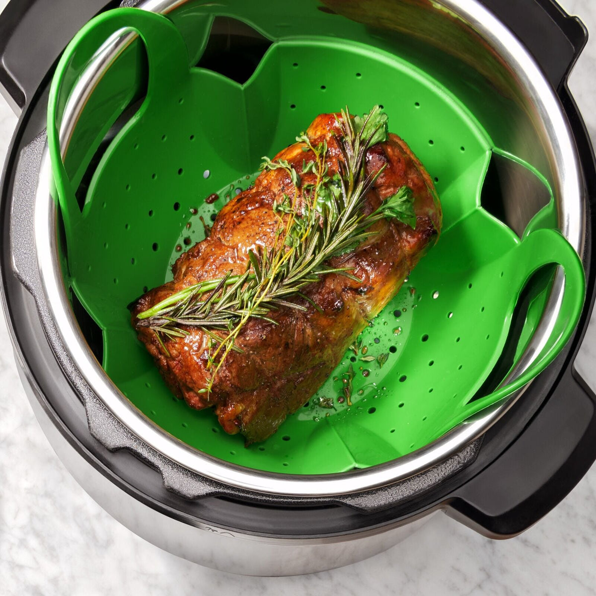 silicone-steamer-s7 oxo_food_silicone_steamer-1142380_011.jpg
