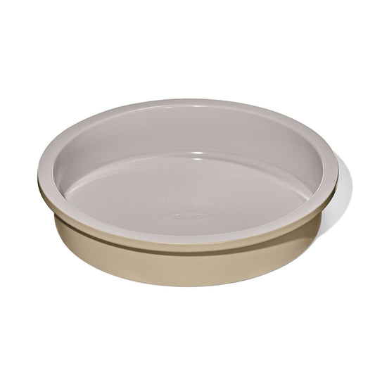 non-stick-pro-ceramic-coated-metal-bakeware-9-round-cake-pan-q3 oxo_gg_11415500_9in-round-cake-pan-biscuit_apdp_00_main.jpg