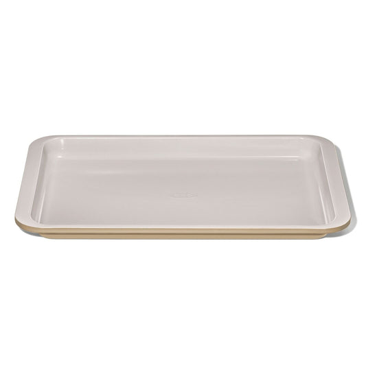 non-stick-pro-ceramic-coated-metal-bakeware-jelly-roll-pan-b1 oxo_gg_11415700_jelly-roll-pan-biscuit_apdp_00_main.jpg