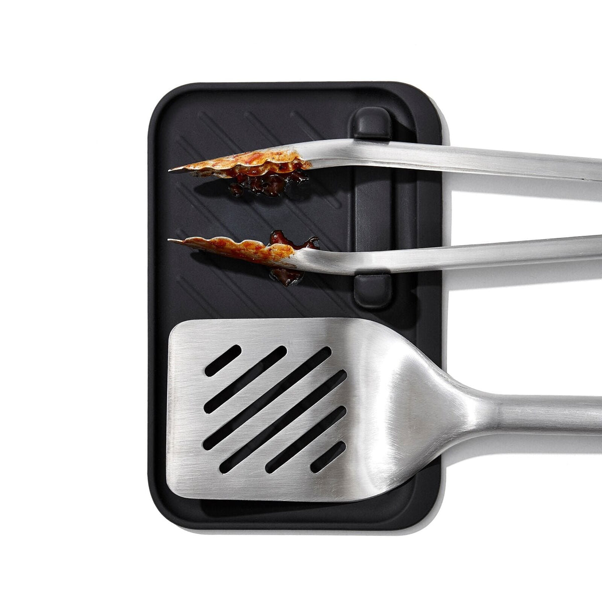 outdoor-3-piece-grilling-tool-set-l6 oxo_grilling_tool_set-9110100_012.jpg