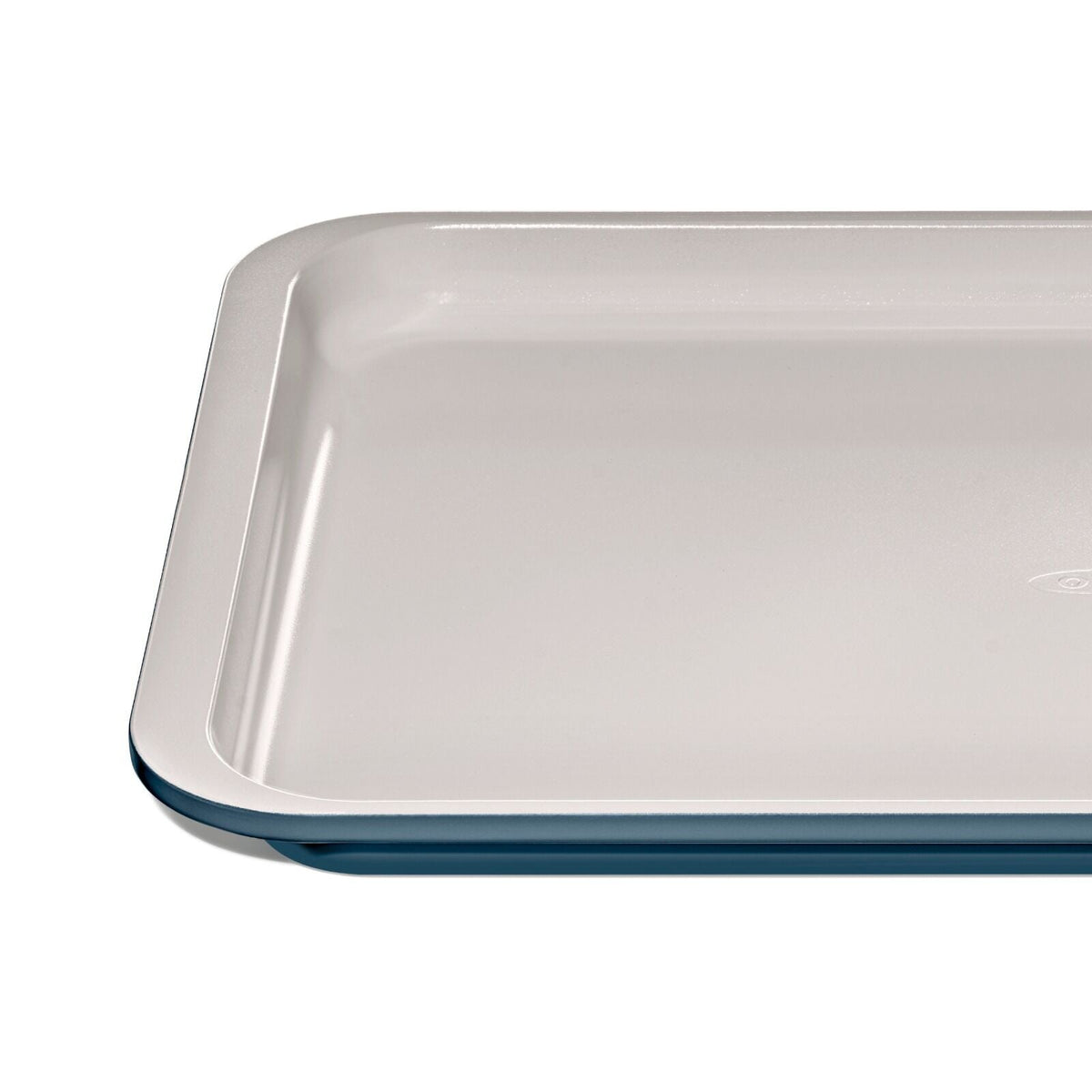 non-stick-pro-ceramic-coated-metal-bakeware-half-sheet-pan-storm-blue-v4 oxo_half-sheet-pan-stormblue_pdp_05.jpg
