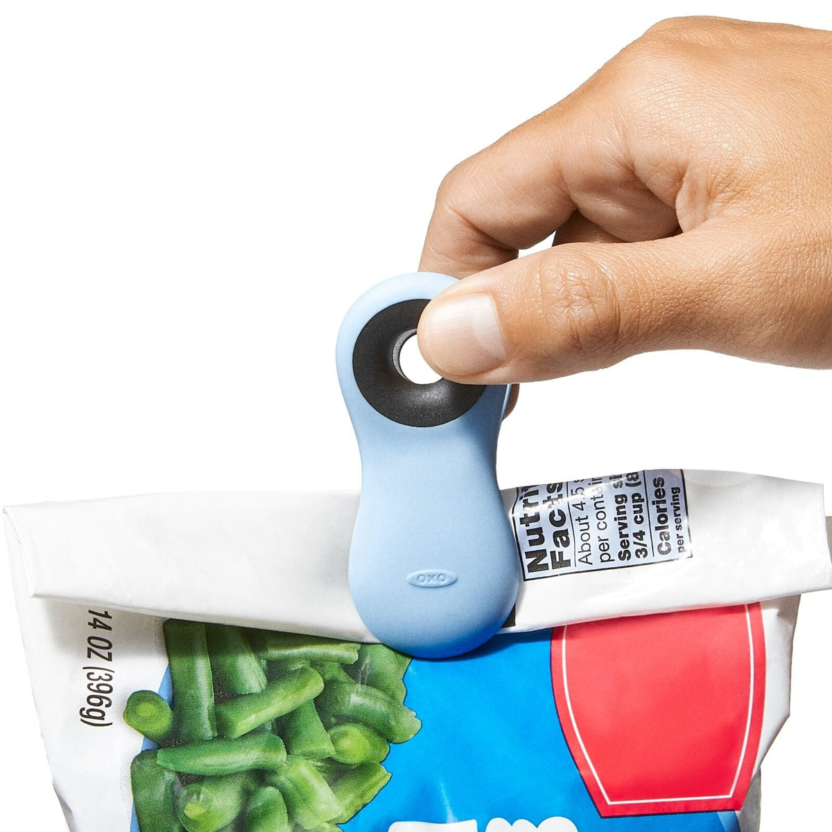 magnetic-all-purpose-clips-4-pack-assorted-colors-y3 oxo_magnetic_clips_set-13328400_017_1.jpg