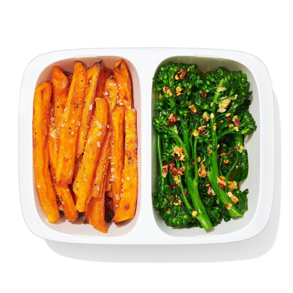 prep-and-go-2-cup-divided-container-y4 oxo_prepgo_2cup-divided-container_pdp_02_1_.jpeg