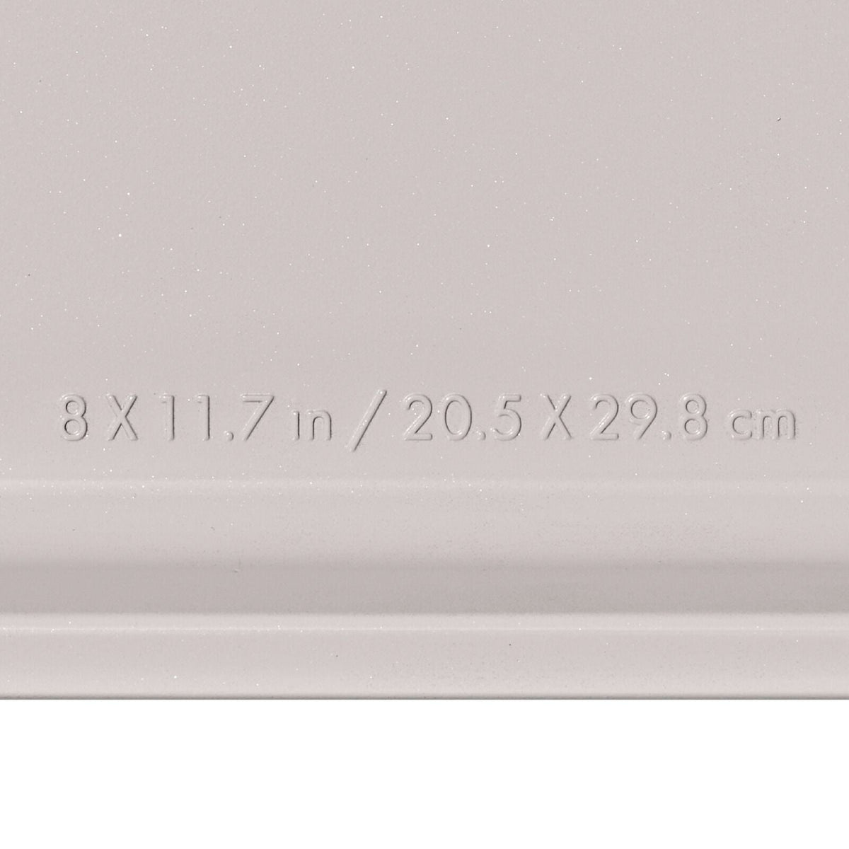 non-stick-pro-ceramic-coated-metal-bakeware-quarter-sheet-pan-d0 oxo_quarter-sheet-pan_pdp_06_1.jpg