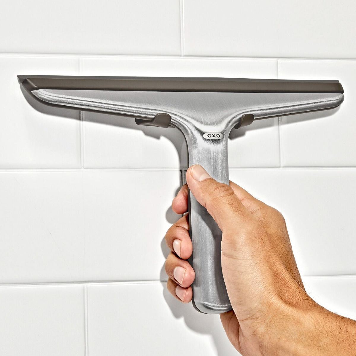 stainless-steel-squeegee-s8 oxo_stainlesssteelsqueegee_pdp_02.jpeg
