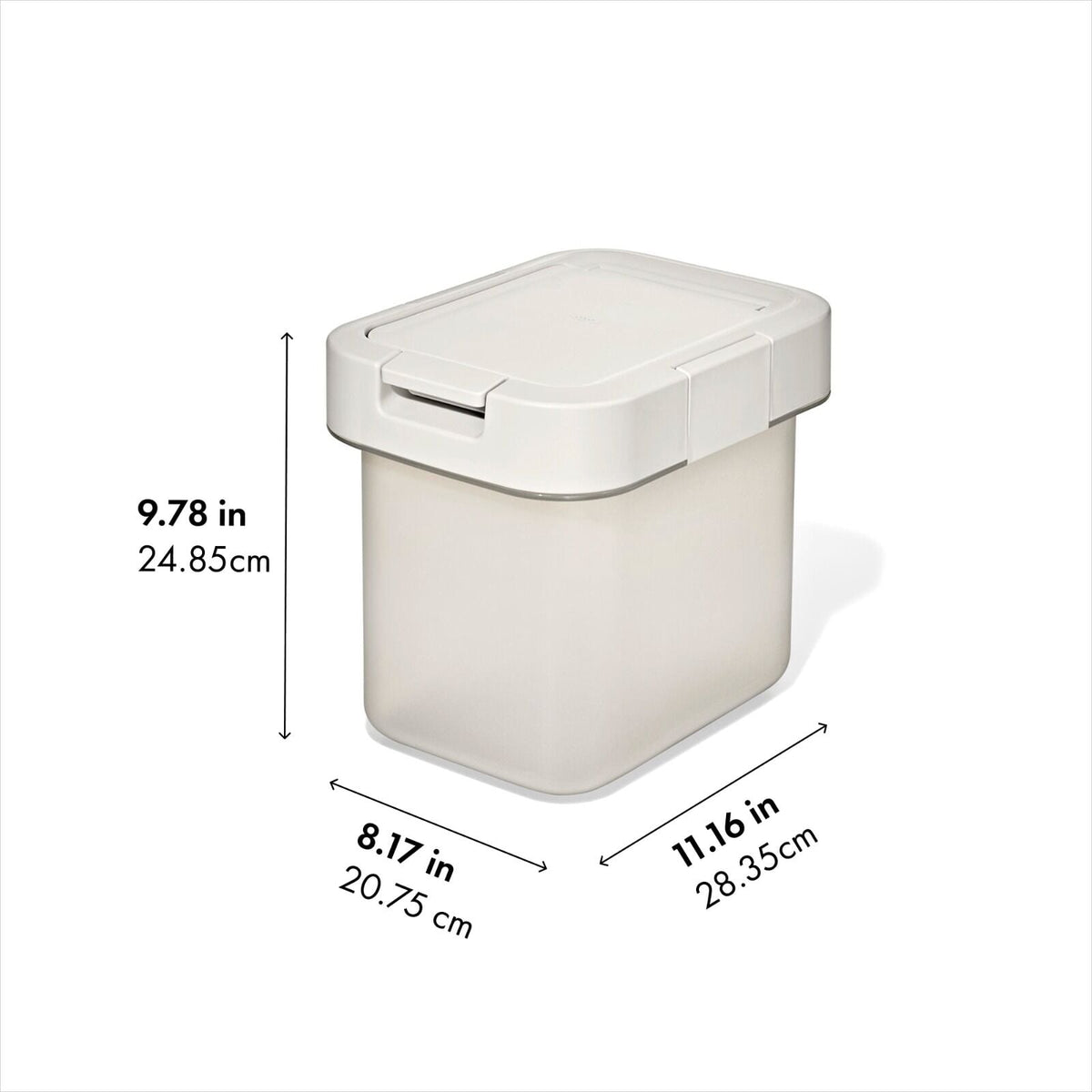oxo-pet-airtight-food-container-with-scoop-small-h0 pet_7301700_airtight-food-container-small_apdp_01_dim.jpg