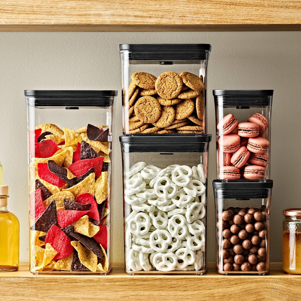 pop-container-rectangle-short-1-7-qt-1-6-l-matte-black-d0 pop-matte-neutrals-black_pdp_01_6_.jpg