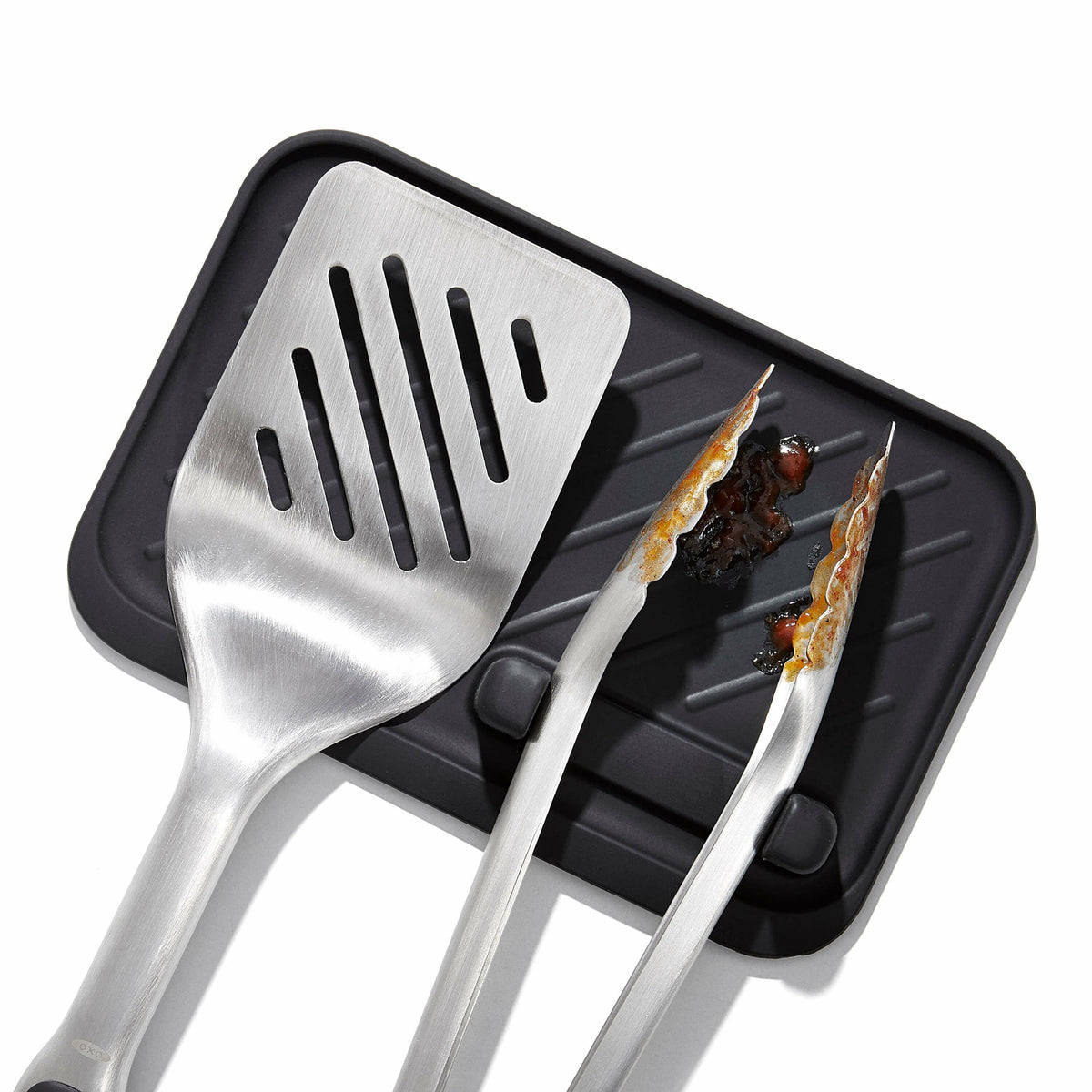 oxo-good-grips-grilling-turner-and-tongs-set-u9 sw_21185800_050620_1_rgb_1_.jpg