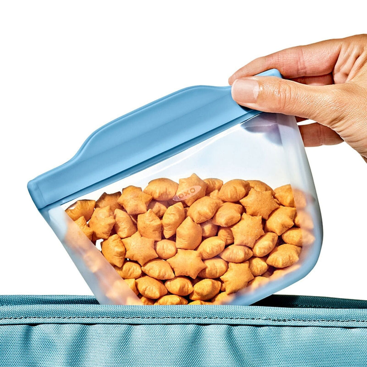 tot-silicone-reusable-bags-2-piece-mixed-snack-set-d1 tot_61166200_2pcbagcupsnackset-dusk_pdp_02.jpg