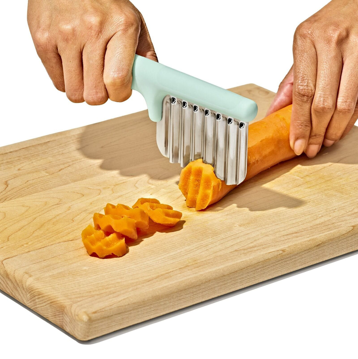 crinkle-cutter-i8 tot_61176500_crinkle-cutter-opal_pdp_03.jpeg