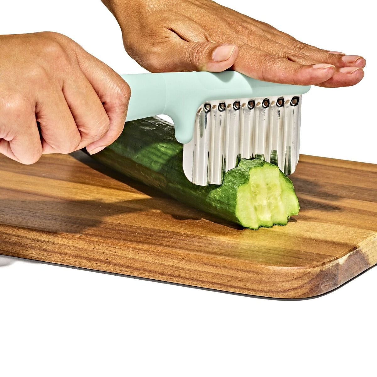 crinkle-cutter-i8 tot_61176500_crinkle-cutter-opal_pdp_04.jpeg