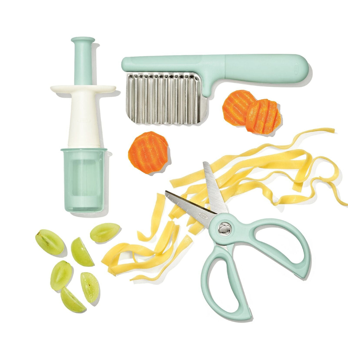 cut-and-prep-set-3-piece-v4 tot_61176700_baby-food-prep-set_pdp_01.jpeg