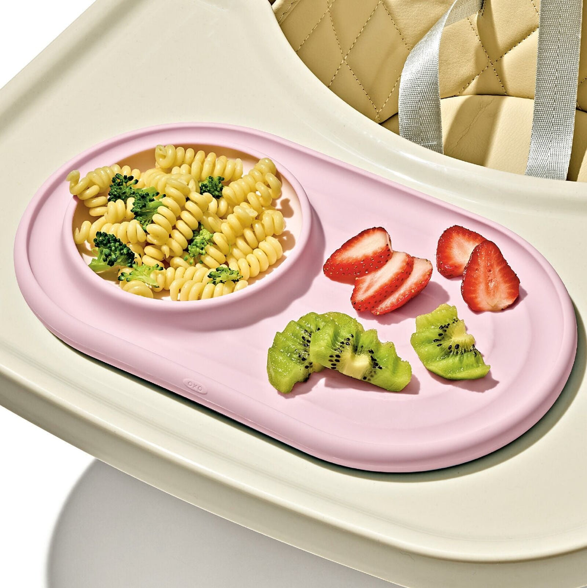 textured-suction-plate-e0 tot_61177600_developmental-plate-blossom_pdp_04.jpeg