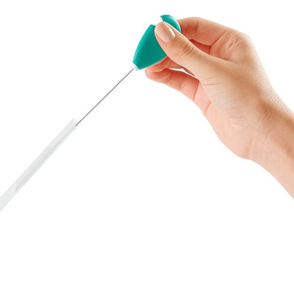 cleaning-set-for-straw-and-sippy-cups-i5 tot_62123100_4.jpg