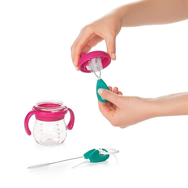 cleaning-set-for-straw-and-sippy-cups-i5 tot_62123100_4c.jpg