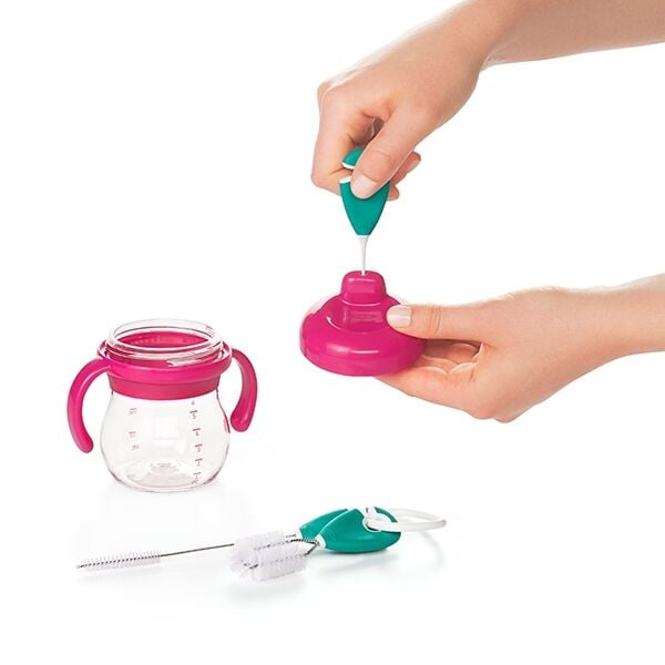 cleaning-set-for-straw-and-sippy-cups-i5 tot_62123100_4f.jpg