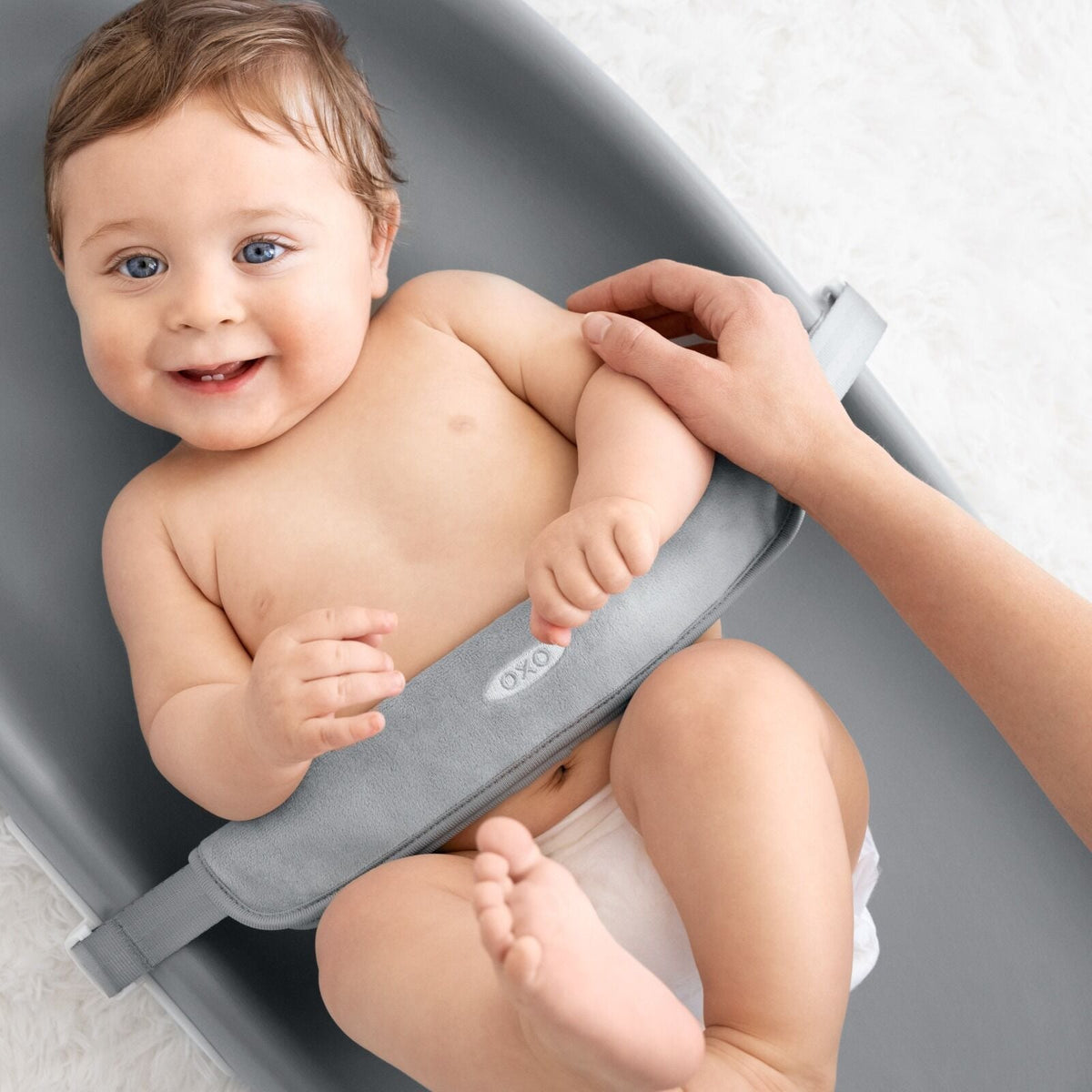 tot-changing-pad-gray-m5 tot_63154800_changingpad_pdp_05.jpg