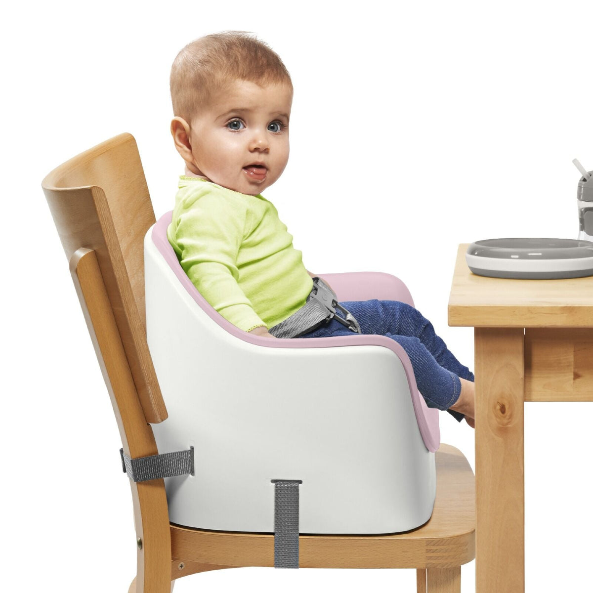 nest-booster-seat-2-0-w3 tot_63172700_nest_2_blossom_pdp_03.jpeg