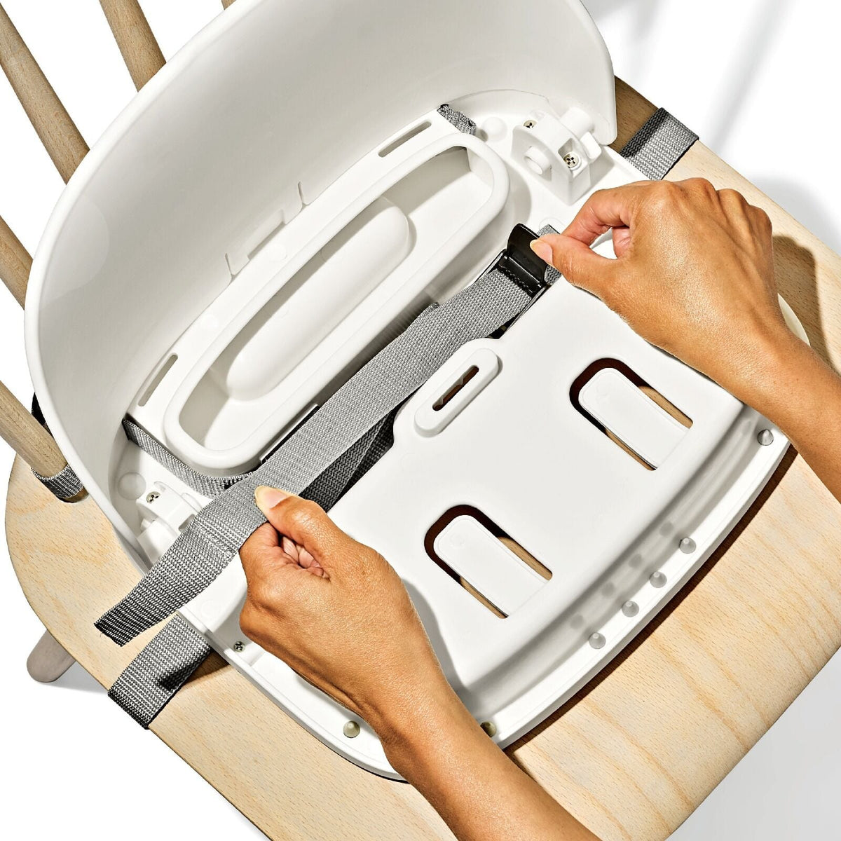 perch-booster-seat-with-straps-s8 tot_63172900_perch-booster-seat-blossom_pdp_02.jpeg