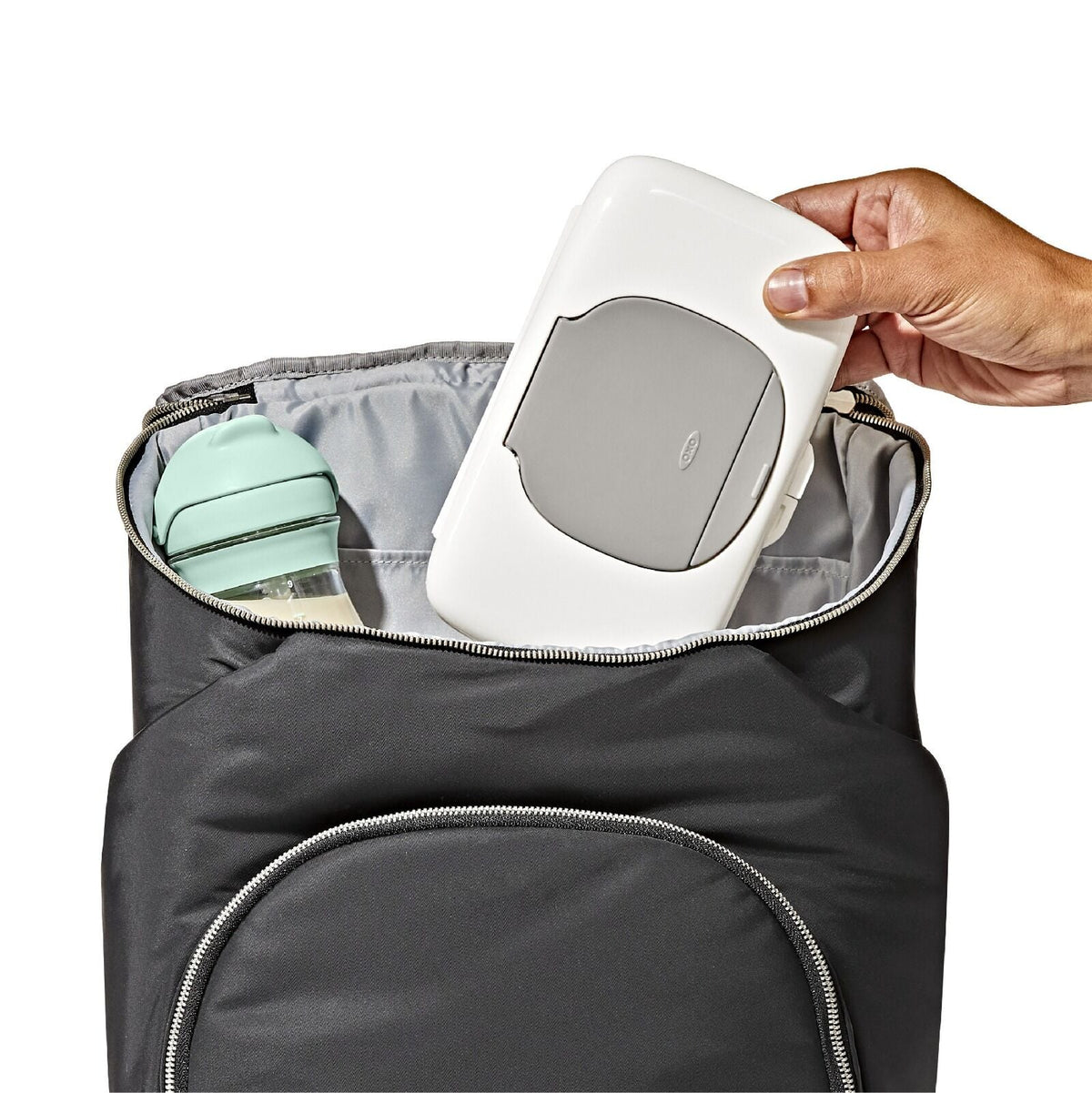 on-the-go-wipes-dispenser-c7 tot_63175100_otg-wipes-dispenser-drizzle_pdp_05.jpeg